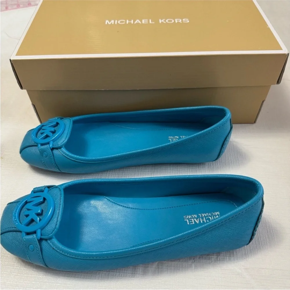 Michael Kors Blue Women's Flats - Picture 2 of 9
